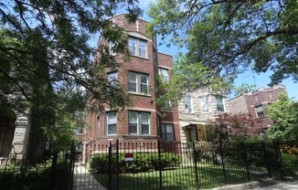 1436 BELLE PLAINE