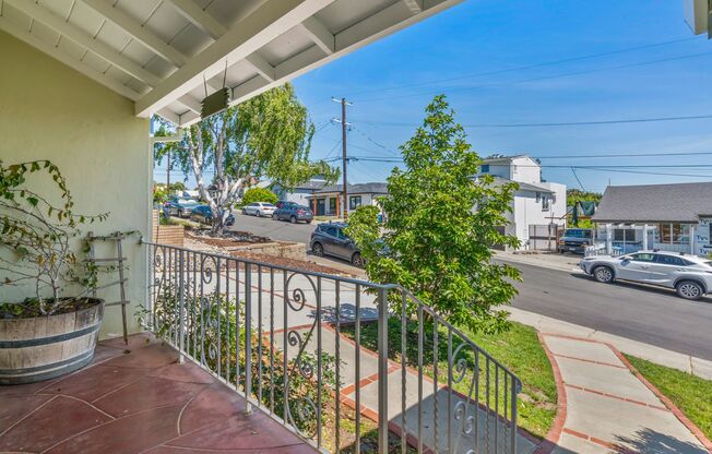 Home Sweet Home! 135 Anza Way, San Bruno