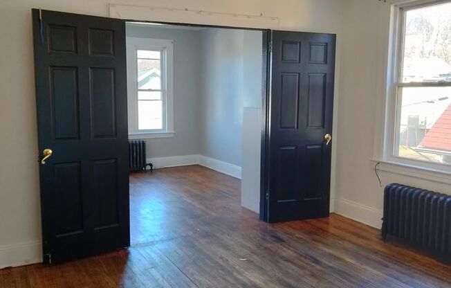 21-23 Glendale, Llc