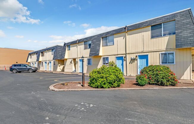 Villa Chateau Apartments