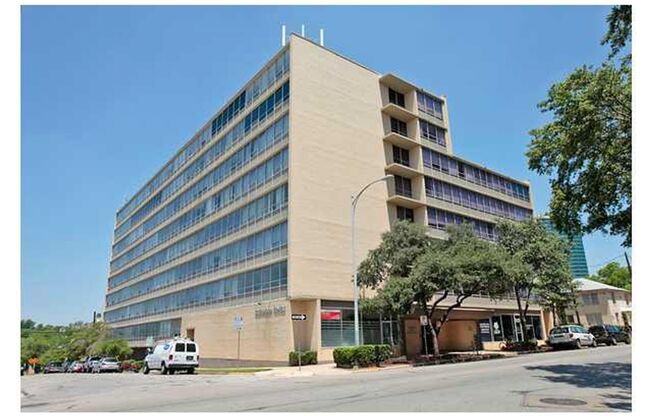 DOWNTOWN MID RISE - 1BD/1BA -  ALL BILLS PAID - GATED - RESERVED PARKING - $1395