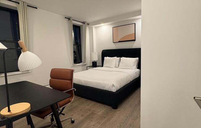 1 bed, 1 bath, $5,500, Unit 9D