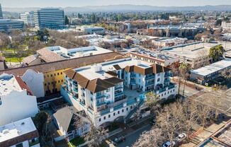 1p718 - Santos Plaza Apartments