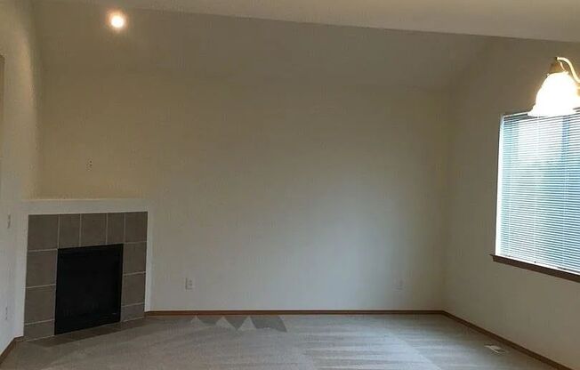 4Bd/2.5Ba Lake Stevens House