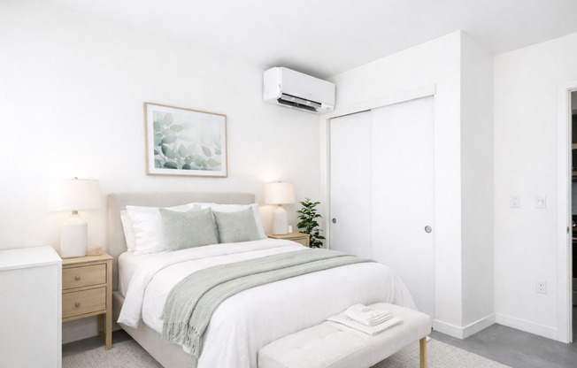 2 beds, 1 bath, 830 sqft, $2,672, Unit 402