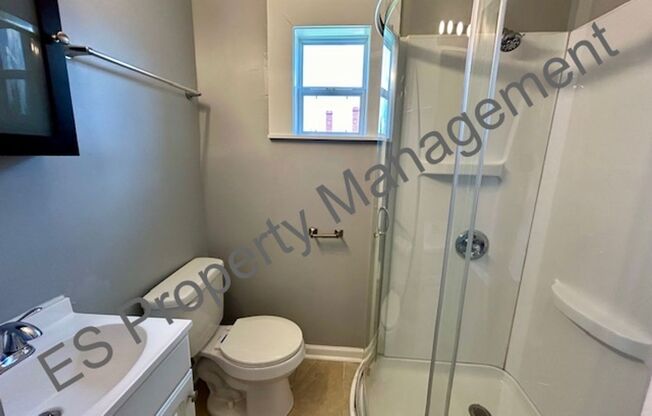 3 beds, 2 baths, 1,135 sqft, $1,595