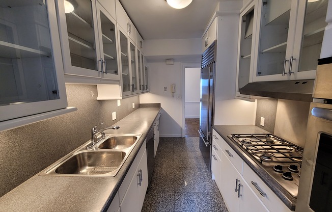 2 beds, 2 baths, 1,464 sqft, $13,200, Unit 16D