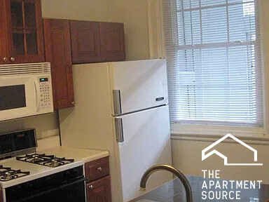 3 beds, 2 baths, 1,700 sqft, $3,900