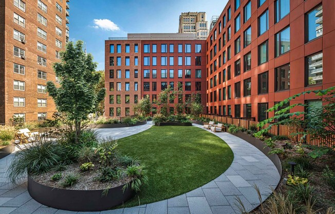 1 bed, 1 bath, $6,500, Unit 319