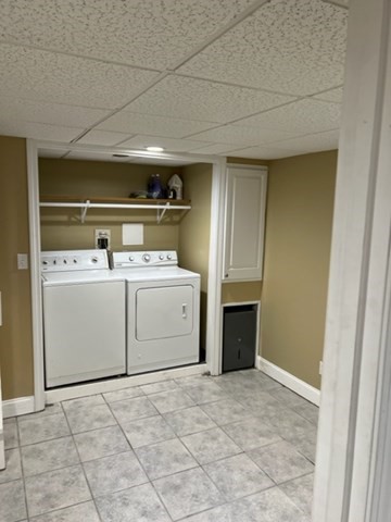 3 beds, 2 baths, 2,000 sqft, $3,300, Unit A