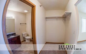 Skycrest Apartments- Pet Friendly and Wifi Included!