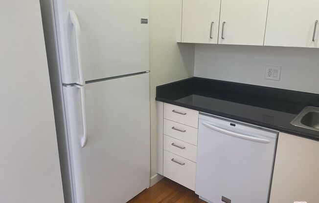 1 bed, 1 bath, 1,143 sqft, $5,295, Unit 3