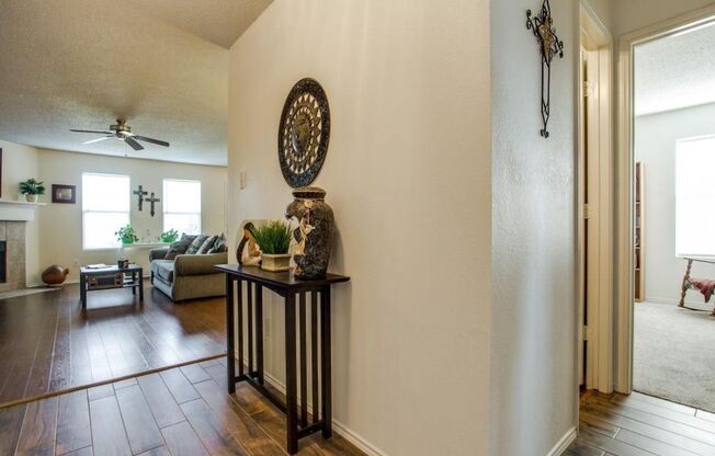 Charming 3-Bedroom, 2-Bath Home in Highly Sought-After Frisco ISD!