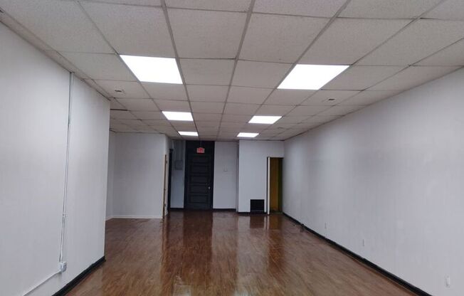 4422 W ARMITAGE SHOPPING CENTER