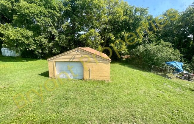 3 beds, 1 bath, $1,700