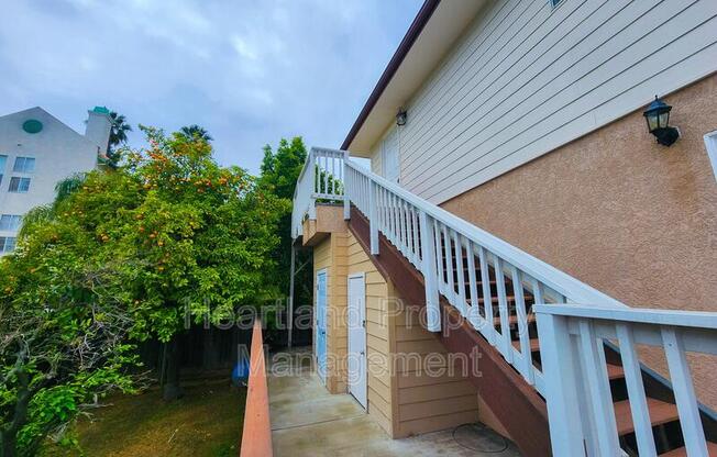 9617 TROPICO DR