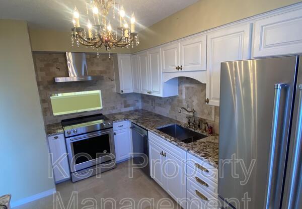 2600 BROOKEN HL DR