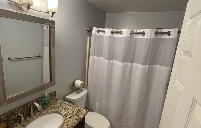 814 S Sheridan St Unit 3