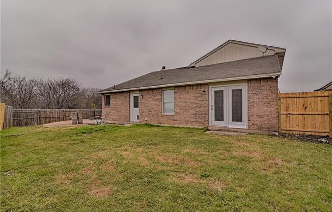 4 beds, 3 baths, 2,056 sqft, $2,795