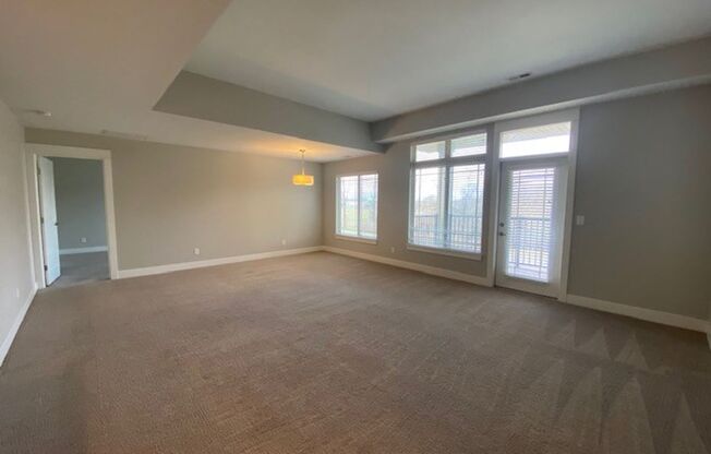 2 beds, 2 baths, 1,284 sqft, $2,171, Unit 2105-201