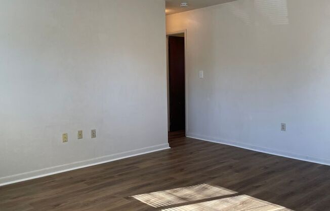 239-241-243-245 Bishop St