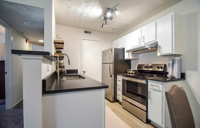 Enclave at Albany Park