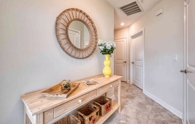 Beautiful 2 Bedroom, 2 Bathroom Davenport Home!