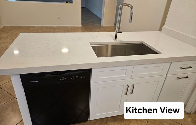 Mirador Estates (Lindsay & Warner) 3 bed 2 bath single level