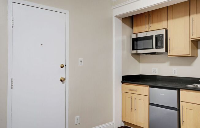Taylor Street Apartments
