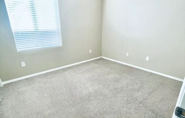 3 beds, 2 baths, $1,895