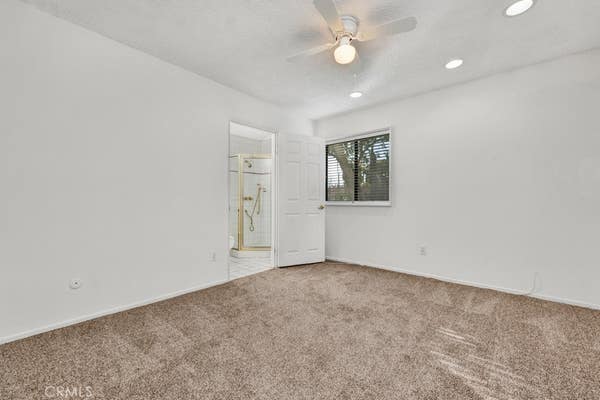 9201 PASO ROBLES AVE