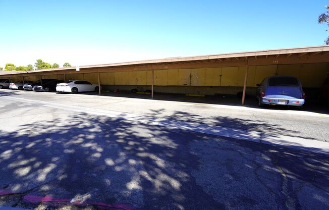 2 beds, 2 baths, 826 sqft, $1,450, Unit Unit 140