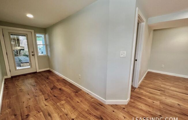 4613 15 ST NW