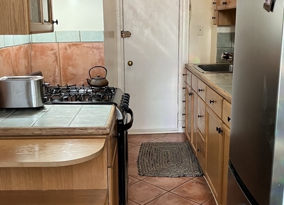 Studio, 1 bath, 340 sqft, $2,500, Unit 310