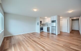 Charming 1bed/1bath Apartment with Stunning Waterfront Views on Alki Beach!