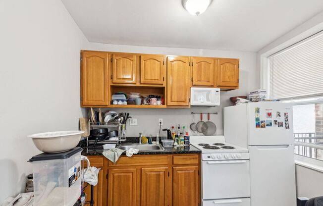 1 bed, 1 bath, 600 sqft, $1,150, Unit B25