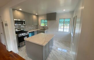 587 W Stocker St Unit A