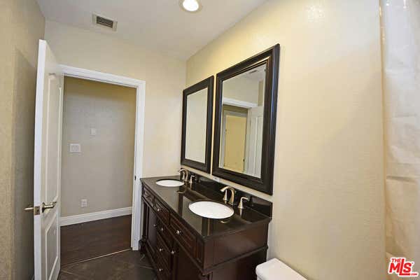 3 beds, 2 baths, 1,338 sqft, $3,350