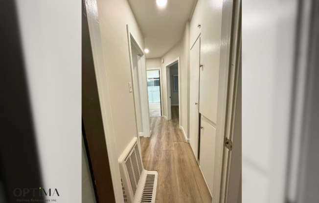 2 beds, 1 bath, $2,400, Unit 03