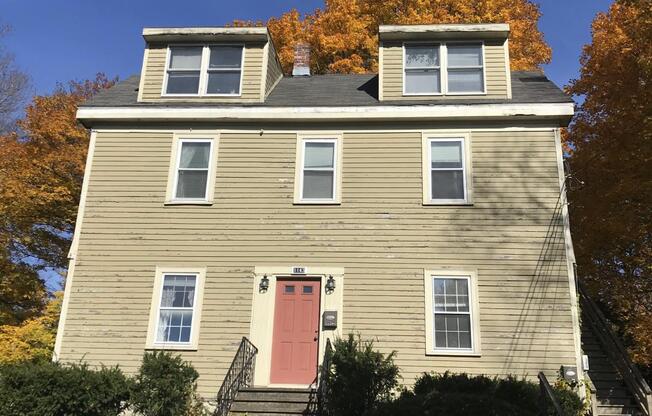 1143 BEACON ST
