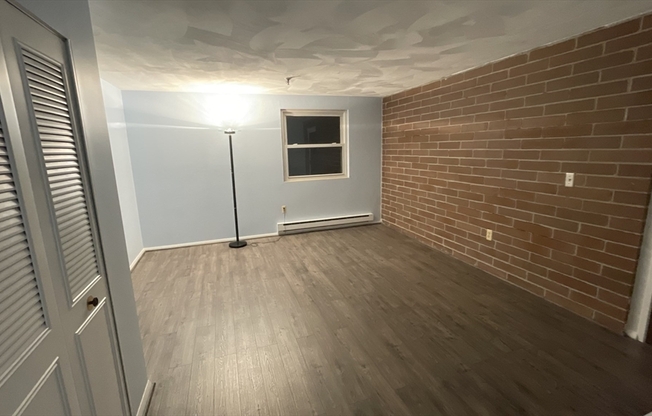 2 beds, 2 baths, 1,093 sqft, $2,400, Unit 613