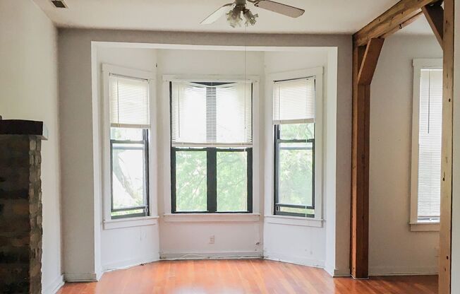 1 bed, 1 bath, 940 sqft, $2,100, Unit 2610RA-2