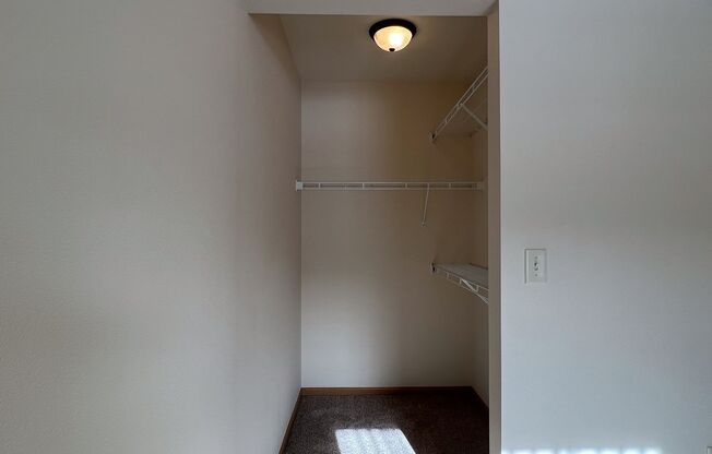 1 bed, 1 bath, 568 sqft, $935, Unit ME 2301-68