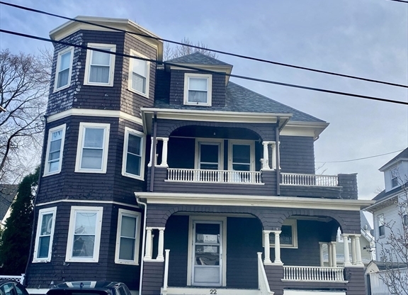 22 ADAMS ST
