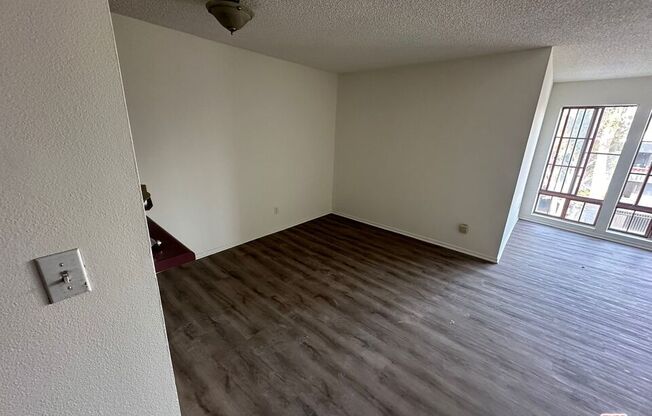 Studio, 1 bath, $1,750, Unit 212