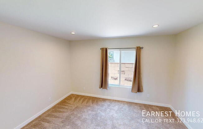 8228 LAURELGROVE AVE