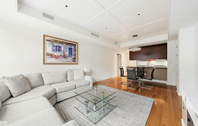 2628 BROADWAY
