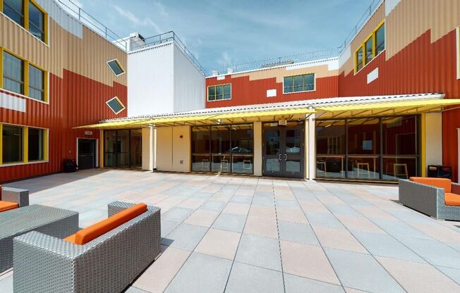 2 beds, 1 bath, 835 sqft, $2,295, Unit Unit 201