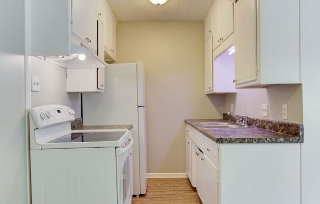 1 bed, 1 bath, 525 sqft, $675, Unit Apartment 05