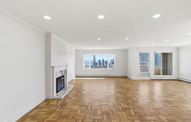 1310 Jones #804